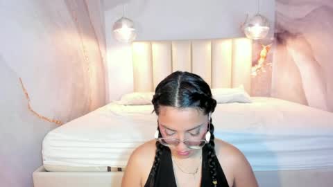 Snapshot of meggy_mae chatting on April 2026 12:00:01 PM MEGGY MAE online show from April 2026 12:00:01 PM