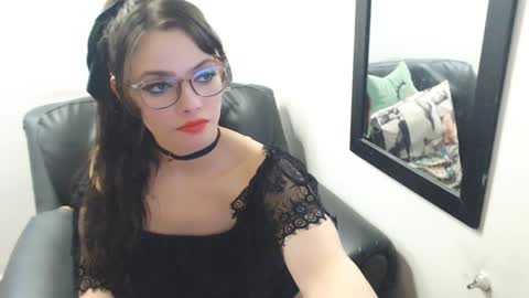 Snapshot of meghan_cherrys chatting on January 2025 08:18:02 AM meghan online show from January 2025 08:18:02 AM