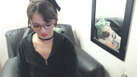 Snapshot of meghan_cherrys chatting on January 2025 06:31:02 AM meghan online show from January 2025 06:31:02 AM