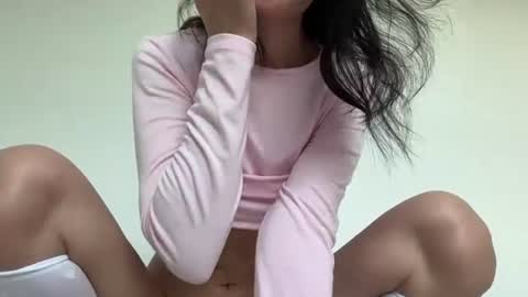 Snapshot of mei_fei_wan chatting on June 2026 01:19:02 PM Mei online show from June 2026 01:19:02 PM