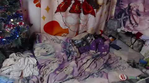 Snapshot of meidiandyuta chatting on January 2025 04:33:01 AM Yuta and Meidi online show from January 2025 04:33:01 AM