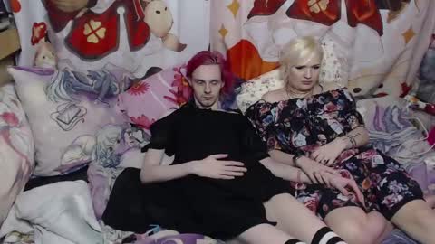 Snapshot of meidiandyuta chatting on January 2025 03:58:01 PM Yuta and Meidi online show from January 2025 03:58:01 PM