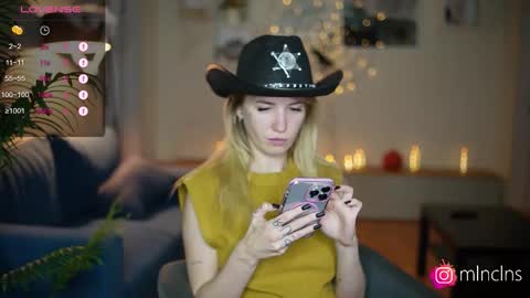 Snapshot of mel_collins chatting on October 2025 03:35:01 PM MELANIE PVT ONLY 60TK PER MIN online show from October 2025 03:35:01 PM