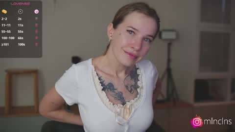 Snapshot of mel_collins chatting on May 2026 03:52:02 PM MELANIE PVT ONLY 60TK PER MIN online show from May 2026 03:52:02 PM
