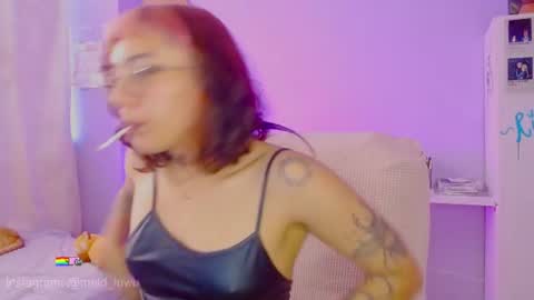 Snapshot of mel_dahlia chatting on July 2026 10:47:02 PM Melissa - - Please help me to reach 100 thumbs up online show from July 2026 10:47:02 PM