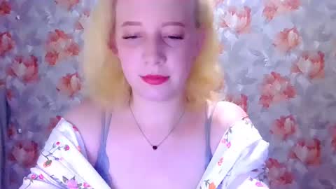 Snapshot of mel_mellie chatting on June 2026 09:56:02 PM Mel Mellie online show from June 2026 09:56:02 PM