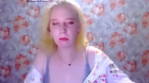 Snapshot of mel_mellie chatting on June 2026 08:51:01 PM Mel Mellie online show from June 2026 08:51:01 PM