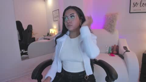 Snapshot of melan_owen chatting on July 2026 11:07:01 AM melan_owen online show from July 2026 11:07:01 AM