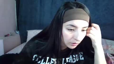 melani1103 online show from November 2025 01:29:02 AM