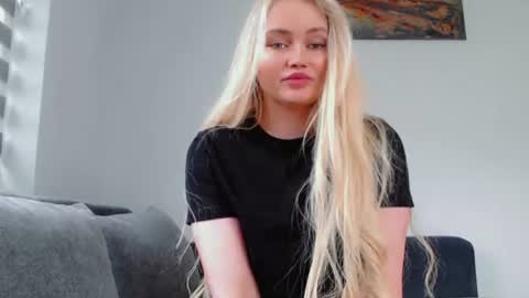 Snapshot of melani_a chatting on July 2026 12:53:01 PM Melania online show from July 2026 12:53:01 PM