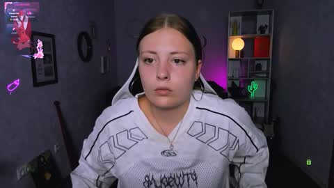 Snapshot of melani_bumm chatting on September 2025 05:42:01 AM melani_bumm online show from September 2025 05:42:01 AM