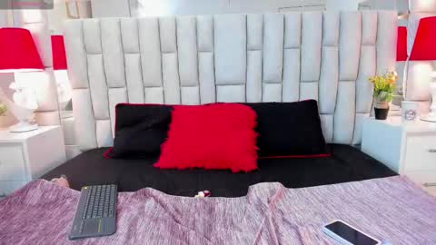 Snapshot of melani_hom chatting on September 2025 12:40:01 PM melani hom online show from September 2025 12:40:01 PM