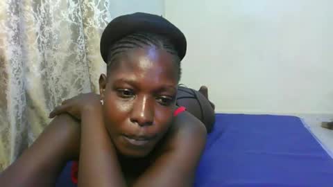 Snapshot of melanie_bae1 chatting on May 2026 07:48:02 AM melanie_bae1 online show from May 2026 07:48:02 AM