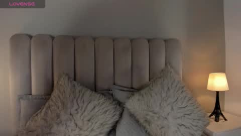 Melanie online show from March 2026 07:17:02 PM