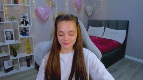 MelanieAlves online show from March 2026 06:12:02 PM