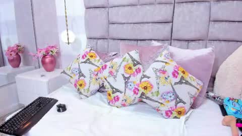 Snapshot of melaniee_joness chatting on June 2026 05:39:01 PM melaniee_joness online show from June 2026 05:39:01 PM