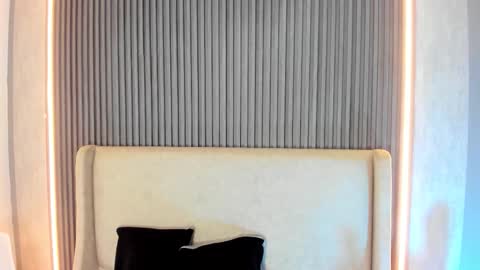 MelanieRoah online show from March 2026 02:20:01 PM