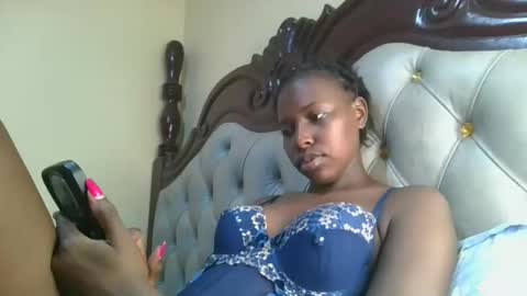 Snapshot of melaninblue chatting on May 2026 10:54:02 AM melaninblue online show from May 2026 10:54:02 AM