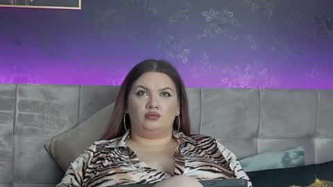 Snapshot of melanniebrown chatting on December 2024 06:33:01 AM melanniebrown online show from December 2024 06:33:01 AM