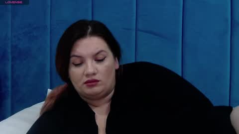 Snapshot of melanniebrown chatting on December 2024 07:42:02 PM melanniebrown online show from December 2024 07:42:02 PM