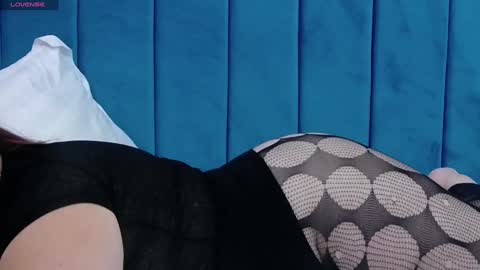 Snapshot of melanniebrown chatting on December 2024 09:18:02 AM melanniebrown online show from December 2024 09:18:02 AM