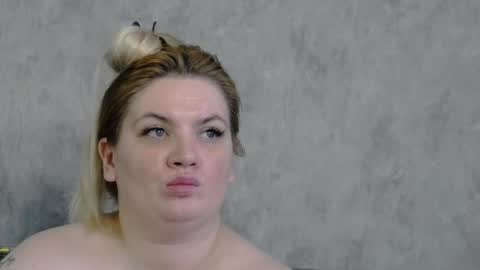 Snapshot of melanniebrown chatting on May 2026 05:12:02 AM melanniebrown online show from May 2026 05:12:02 AM