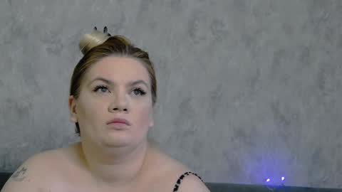 Snapshot of melanniebrown chatting on May 2026 05:12:01 AM melanniebrown online show from May 2026 05:12:01 AM