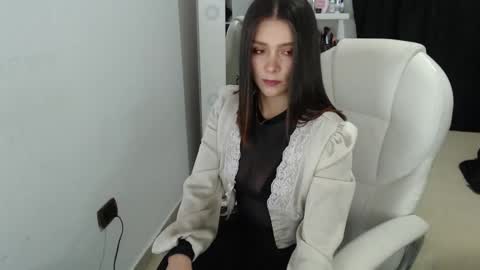 Melannie online show from January 2025 02:36:01 PM