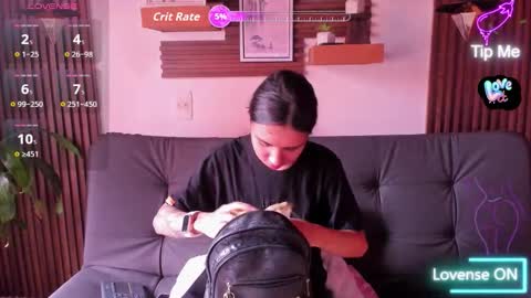 Snapshot of melany_27 chatting on November 2025 12:38:01 PM Melany online show from November 2025 12:38:01 PM