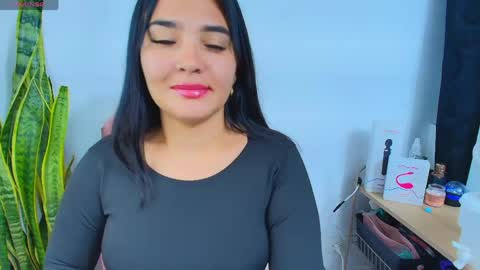 Snapshot of meli__brown chatting on May 2026 04:07:02 AM Independent model online show from May 2026 04:07:02 AM