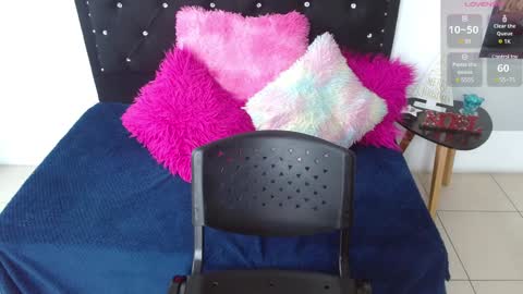 Snapshot of meli_taylorx chatting on December 2024 06:12:02 PM Azul online show from December 2024 06:12:02 PM