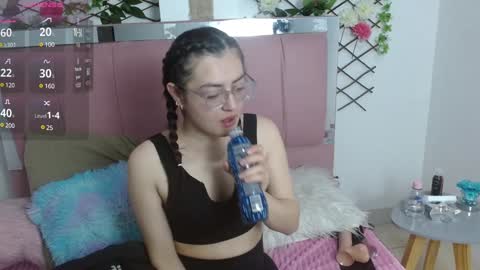Snapshot of meli_taylorx chatting on January 2025 09:08:01 PM Azul online show from January 2025 09:08:01 PM