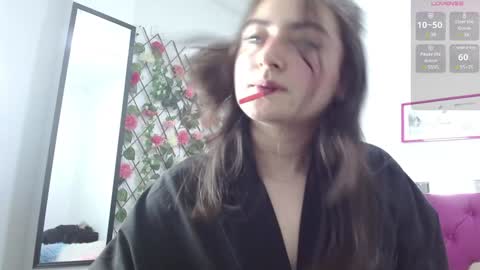 Snapshot of meli_taylorx chatting on January 2025 12:29:01 AM Azul online show from January 2025 12:29:01 AM