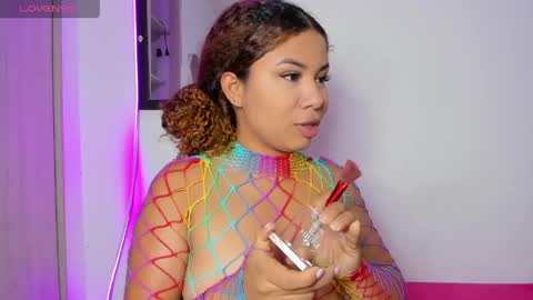 Snapshot of melinamartins chatting on June 2026 09:53:01 PM M E L I N A online show from June 2026 09:53:01 PM