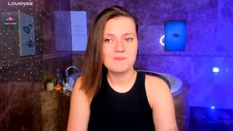 Snapshot of melindat chatting on June 2026 01:08:01 AM Melinda online show from June 2026 01:08:01 AM