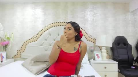 Snapshot of melisafoster chatting on September 2025 04:14:02 AM Meli online show from September 2025 04:14:02 AM