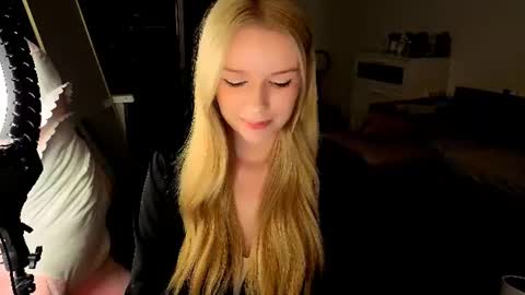 Mel or Lissa 3 Welcome here online show from July 2026 09:21:02 PM
