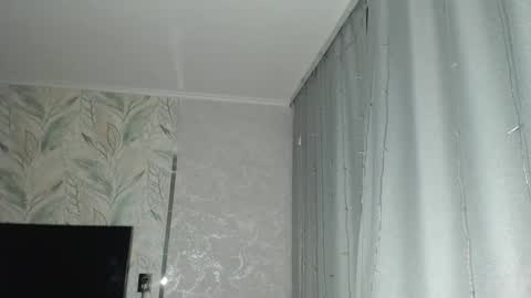 Melissa  Ray online show from February 2025 05:23:02 PM