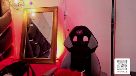 Lissa  online show from April 2026 06:52:01 PM