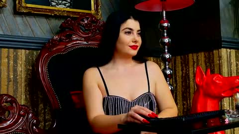 Snapshot of melissa_glow chatting on December 2024 01:03:02 PM Melissa online show from December 2024 01:03:02 PM