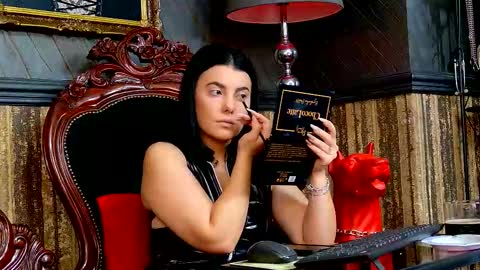 Snapshot of melissa_glow chatting on October 2025 11:54:01 AM Melissa online show from October 2025 11:54:01 AM