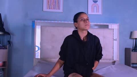 Melissa Gonzalez  online show from October 2025 09:15:01 PM