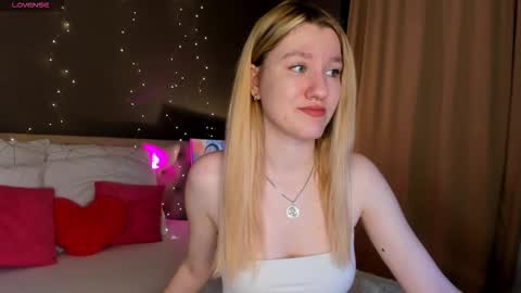 melissa_moooree online show from November 2025 09:08:02 AM