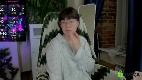 Snapshot of melissa_wells chatting on July 2026 09:14:01 PM Melissa online show from July 2026 09:14:01 PM