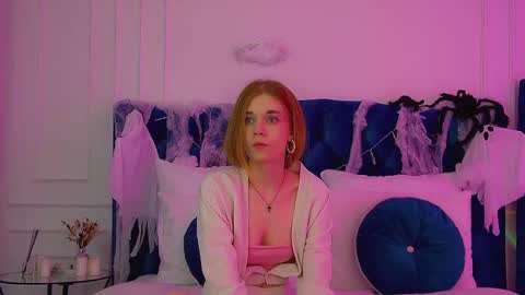 Melisa online show from November 2025 06:21:01 PM