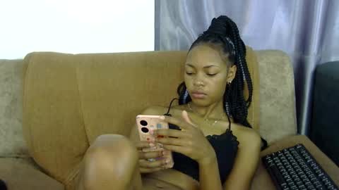 Snapshot of melissah_hot chatting on February 2025 07:38:02 AM melissah_hot online show from February 2025 07:38:02 AM