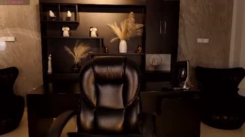 Snapshot of melissamoore_ chatting on July 2026 11:01:02 AM Call me Meli online show from July 2026 11:01:02 AM