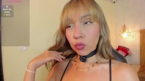 Snapshot of melissarouge chatting on June 2026 08:00:01 PM online show from June 2026 08:00:01 PM