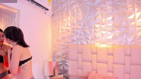  Mell online show from March 2026 11:54:01 AM