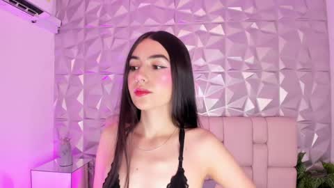 Snapshot of mell_muller chatting on April 2026 11:58:02 AM Mell online show from April 2026 11:58:02 AM